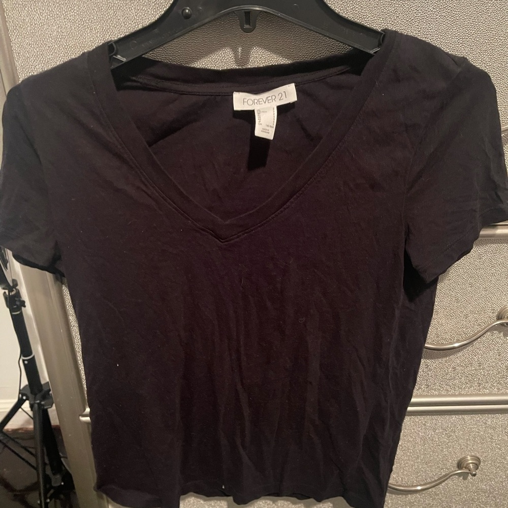 Black forever21  v neck shirt